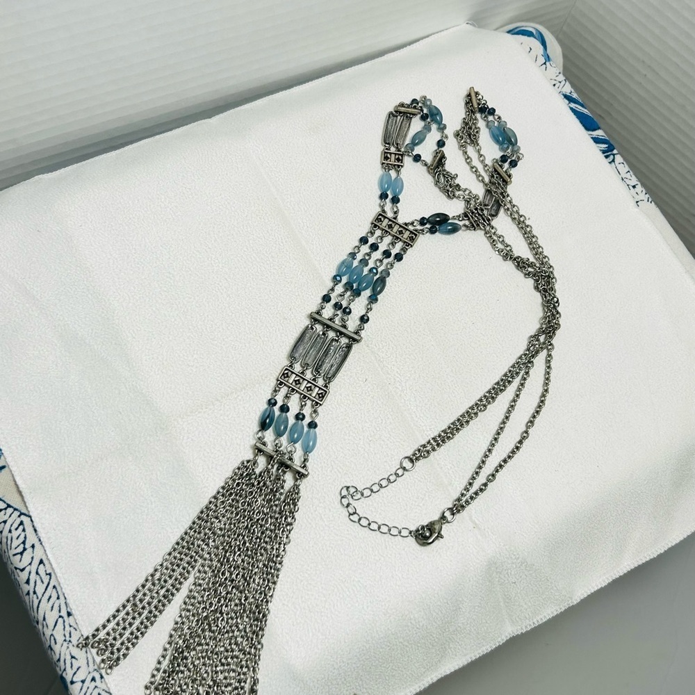 Long Silver and Blue Tassel Necklace Beaded Double Strand Oval Link Unsigned - Picture 7 of 11